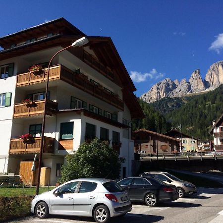 Casa Soraruf Lejlighed Campitello di Fassa Eksteriør billede