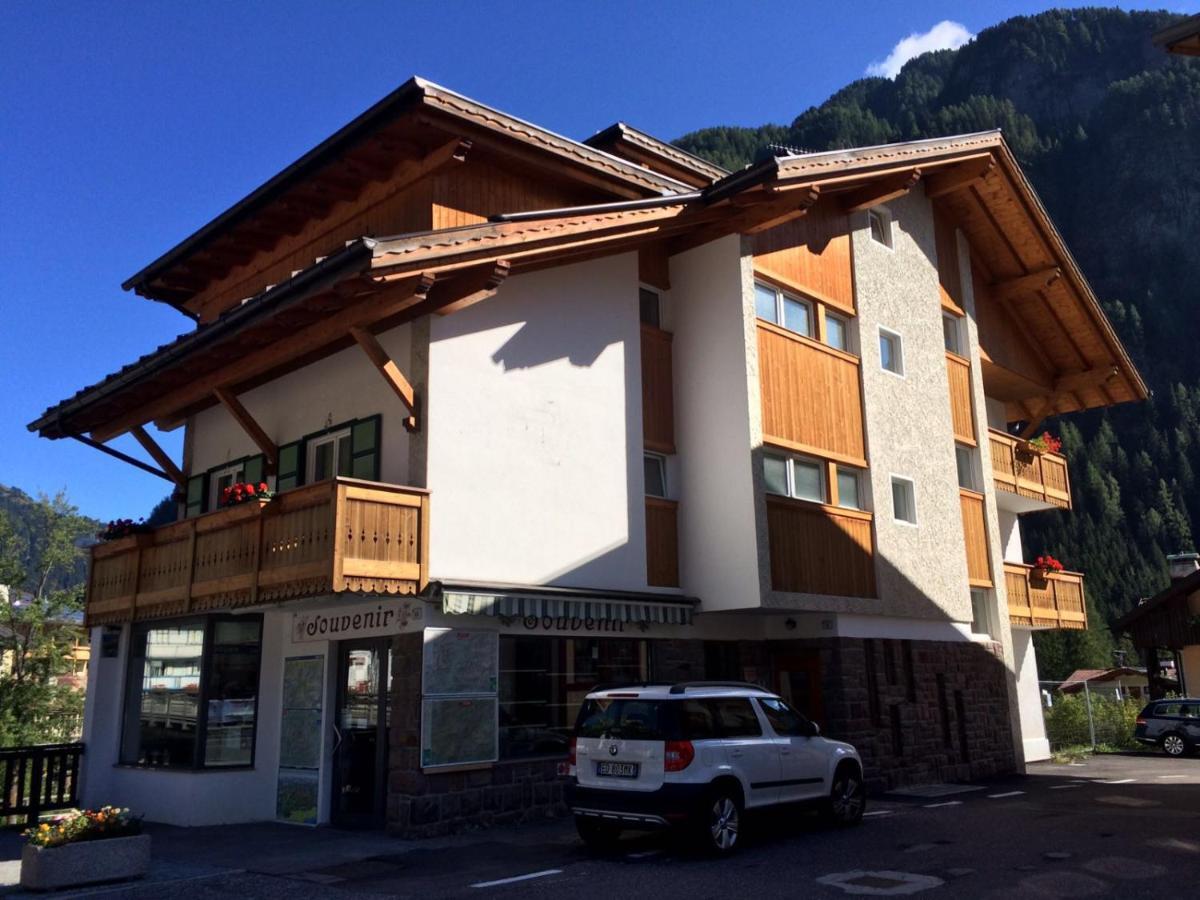 Casa Soraruf Lejlighed Campitello di Fassa Eksteriør billede