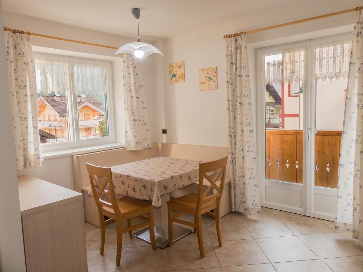 Casa Soraruf Lejlighed Campitello di Fassa Eksteriør billede